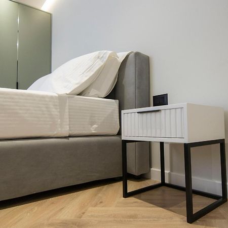 Mina Luxury Rooms Tiranë Ngoại thất bức ảnh