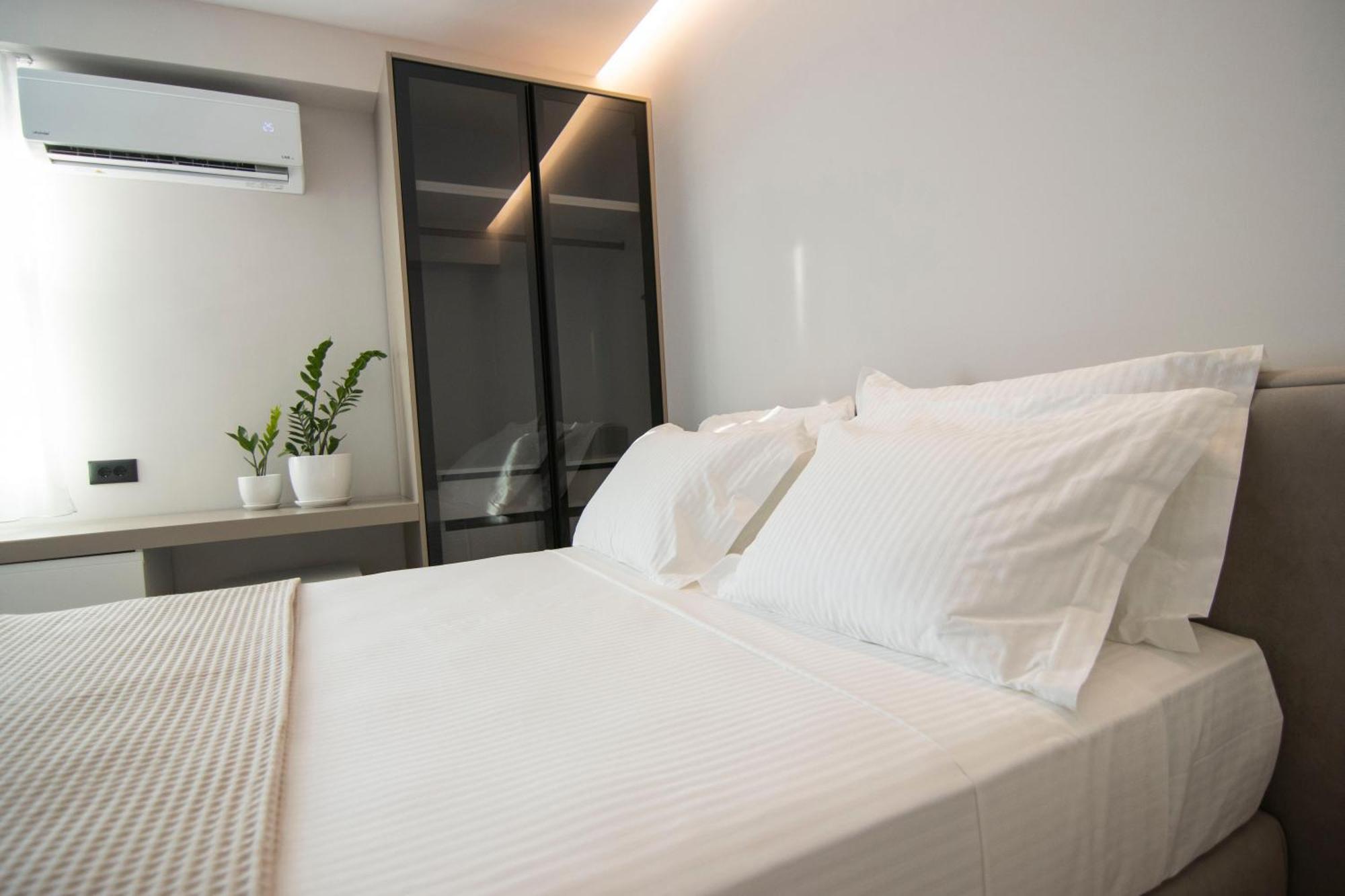 Mina Luxury Rooms Tiranë Ngoại thất bức ảnh