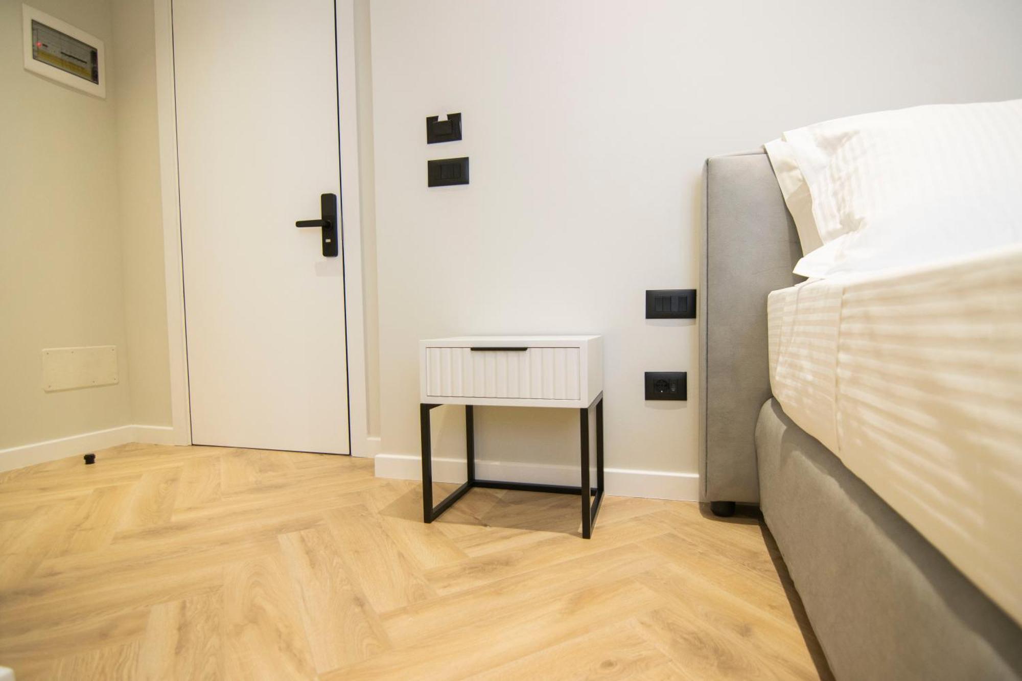 Mina Luxury Rooms Tiranë Ngoại thất bức ảnh